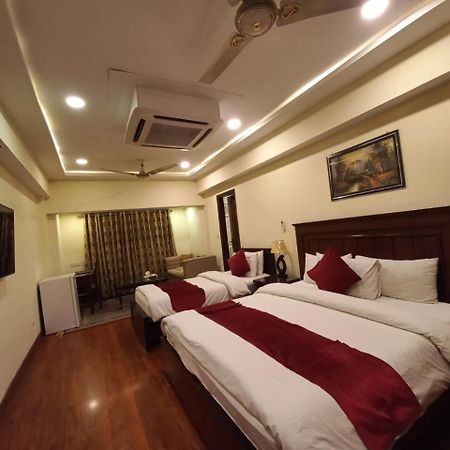 Hotel Diplomat Islamabad Bagian luar foto