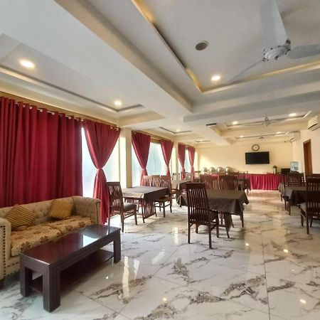 Hotel Diplomat Islamabad Bagian luar foto