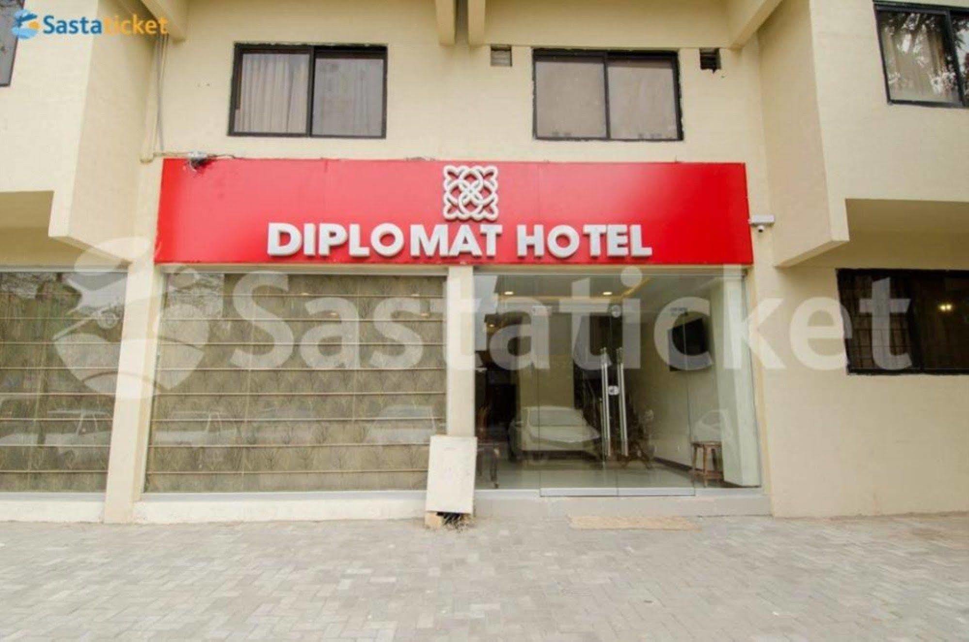 Hotel Diplomat Islamabad Bagian luar foto