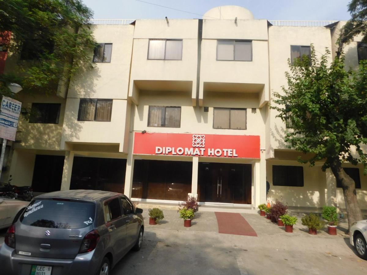 Hotel Diplomat Islamabad Bagian luar foto